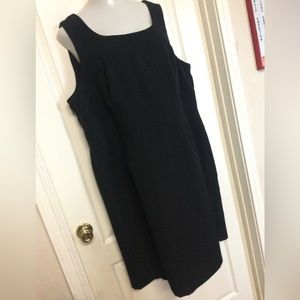 Studio one dress 24W black sleeveless fitted. Plus size